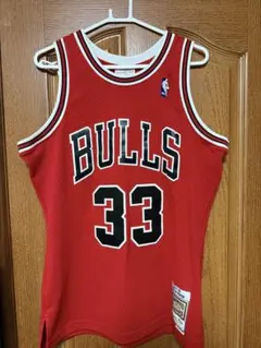 BULLS Scottie Pippen 33 モアテンの選手 - メルカリ