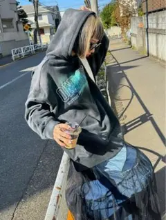 ⭐︎PAGEBOY⭐︎ スプレーロゴルーズパーカー！パープル　ヒネチのサムネイル