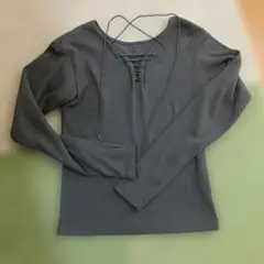 auntie rosa holidayグレー 長袖　レースアップトップス