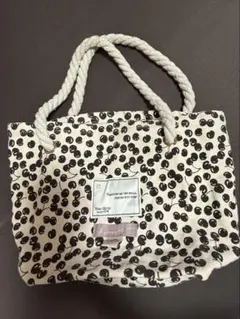 Her lip to Cherry Pattern Tote Bag