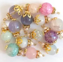 ハンドメイド　コネクターチャーム　ガラスビーズ　アソート　１４個
