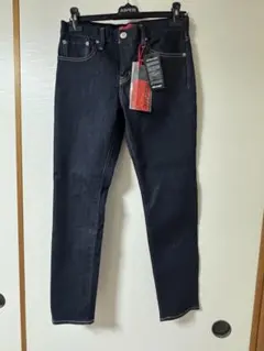 新品未使用RED CARD デニムパンツ 25のサムネイル
