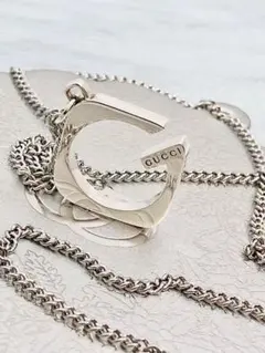 超美品】GUCCI ペンダント トップ925＋社外チェーン 男女兼用 - メルカリ
