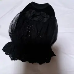 黒い犬用ドレス フラワー装飾付き