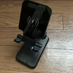 ワイヤレス充電スタンド ブラック　充電機能付き　コード付き