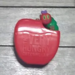 はらぺこあおむし リンゴ型ケース マック