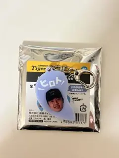 阪神タイガース　才木選手 シークレットキーホルダー　直筆サイン　甲子園限定　新品 全12種）シークレット選手イラスト アクリルキーホルダー - 阪神