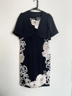 GRACE CONTINENTAL 花柄刺繍ワンピースとボレロのセットのサムネイル