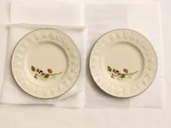 【新品】WEDGWOOD ウェッジウッド フェスティビティ ラズベリー 2枚のサムネイル