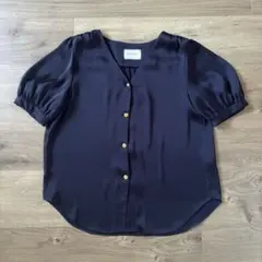 【美品】UNITED ARROWS サテンブラウスのサムネイル