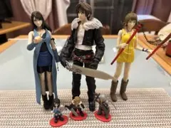 ファイナルファンタジー8 プレイアーツ　フィギュア