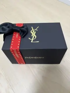 Yves Saint Laurent ギフトボックス クリスマス