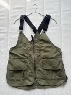 nikoandオリーブ色 軽量ベスト ジッパー付き
