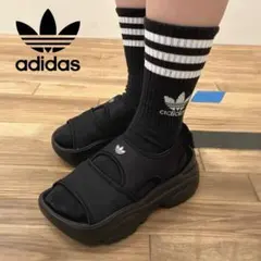 新品 adidasOriginals スポーツサンダル ブラック 厚底 26.5のサムネイル