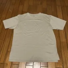 UNIQLO ＶネックＴシャツ　ベージュ