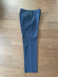 ユニクロ　感動パンツ　シアサッカー