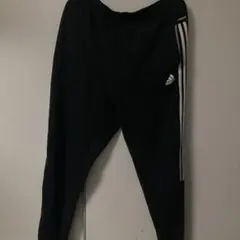 adidas ブラック ジョガーパンツ 3本ライン