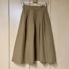 Plage ベージュひざ下丈スカートのサムネイル