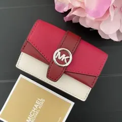 【新品】MICHAEL KORS 三つ折り折り財布 ピンクのサムネイル