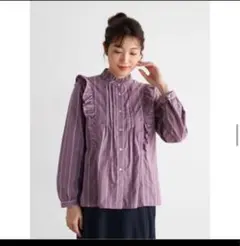 YAMADAYA VinNavy ホワイト フリル付きブラウス 新品 - メルカリ