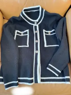 ブラックニットカーディガン