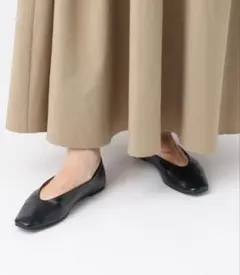 新品LEPSIMソフトフラットパンプスL黒