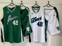 Item thumbnail for item f591a53f-4e22-4bd0-966b-c358b6195318