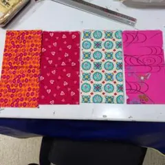カラフルな生地セット（はぎれ）30×50センチサイズ