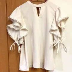 AnMILLE　アンミール　フリルブラウスのサムネイル