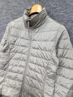 UNIQLO ユニクロ 軽量 ライトダウンジャケット グレー ジップアップ S