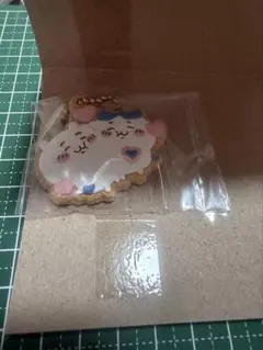 ちいかわ　ハチワレ　キーホルダー　クッキーチャームコット