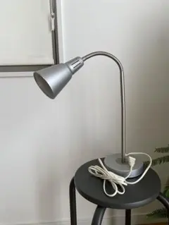 IKEA テーブルライト デスクライト シルバーのサムネイル