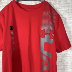 Under Armour レッド Tシャツ