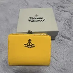 2026年最新】Vivienne Westwood カラー：イエロー系 二つ折り財布の