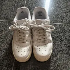 NIKE AIR FORCE 1 ホワイト スニーカー 23cmのサムネイル
