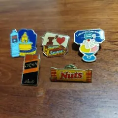 海外　ピンバッジ 　5個セットのサムネイル