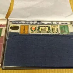 値下げ、濃紺 100%絹 反物 品質保証証付き