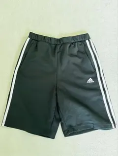 adidas 3本ライン ブラック ショートパンツ