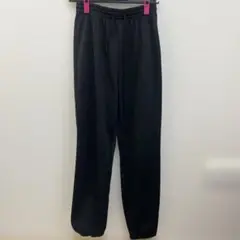 黒いプリント入りジョガーパンツ　スウェットパンツ