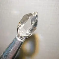 ニューヨーク産のハーキマーダイヤモンド