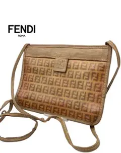 フェンディ　ショルダーバッグ　ズッカ　ブランド　ブラウン　ブランド　レディース