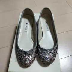 ダイアナ　リボンフラットシューズ