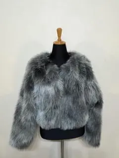 グレー フェイクファー クロップドジャケット