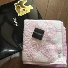 新品♡イヴサンローラン　タオルハンカチ