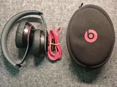 Beats Solo ワイヤレスヘッドホン レッド 収納ケース付き - メルカリ