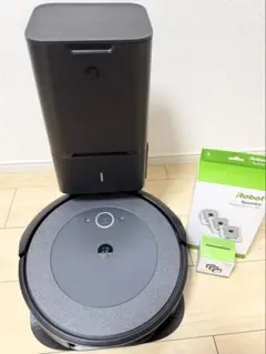 iRobot Roomba i3+ ロボット掃除機 自動ゴミ収集機付きのサムネイル