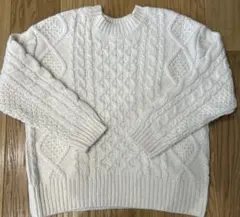 12/3限定お値下げ中！センスオブプレイス　ケーブルニット　ホワイト　F
