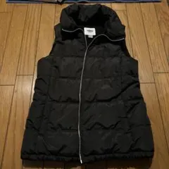 OLD NAVY ブラックダウンベスト XS (TP)
