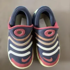 NIKEダイナモ　フリー　スニーカー