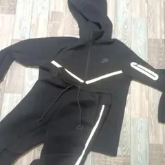 Nike テックフリース 反射 セットアップ